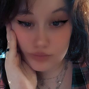 Meet your Posher, Rebekah